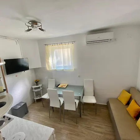 Franciska Apartment